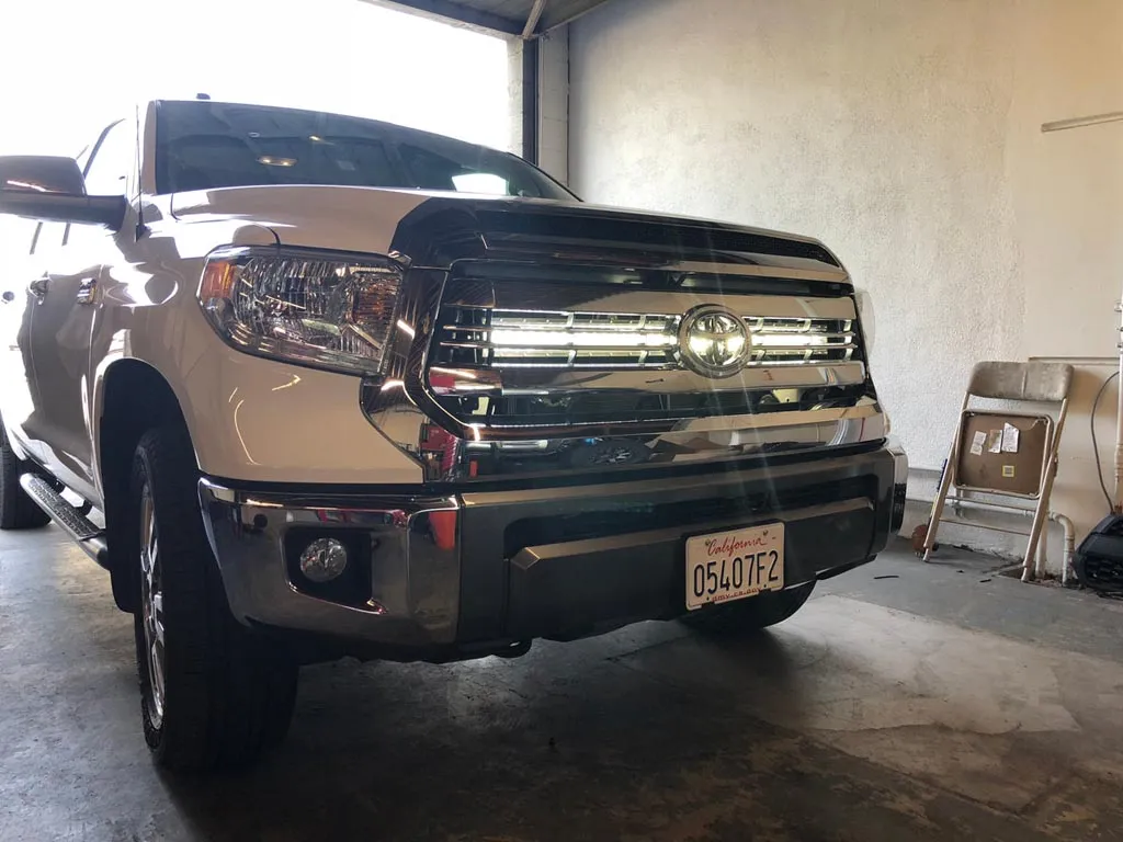 14-21 Toyota Tundra 42" Curved Bar Hidden Grille Combo Kit