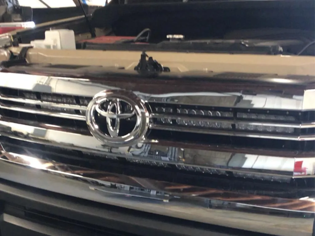 14-21 Toyota Tundra 42" Curved Bar Hidden Grille Combo Kit