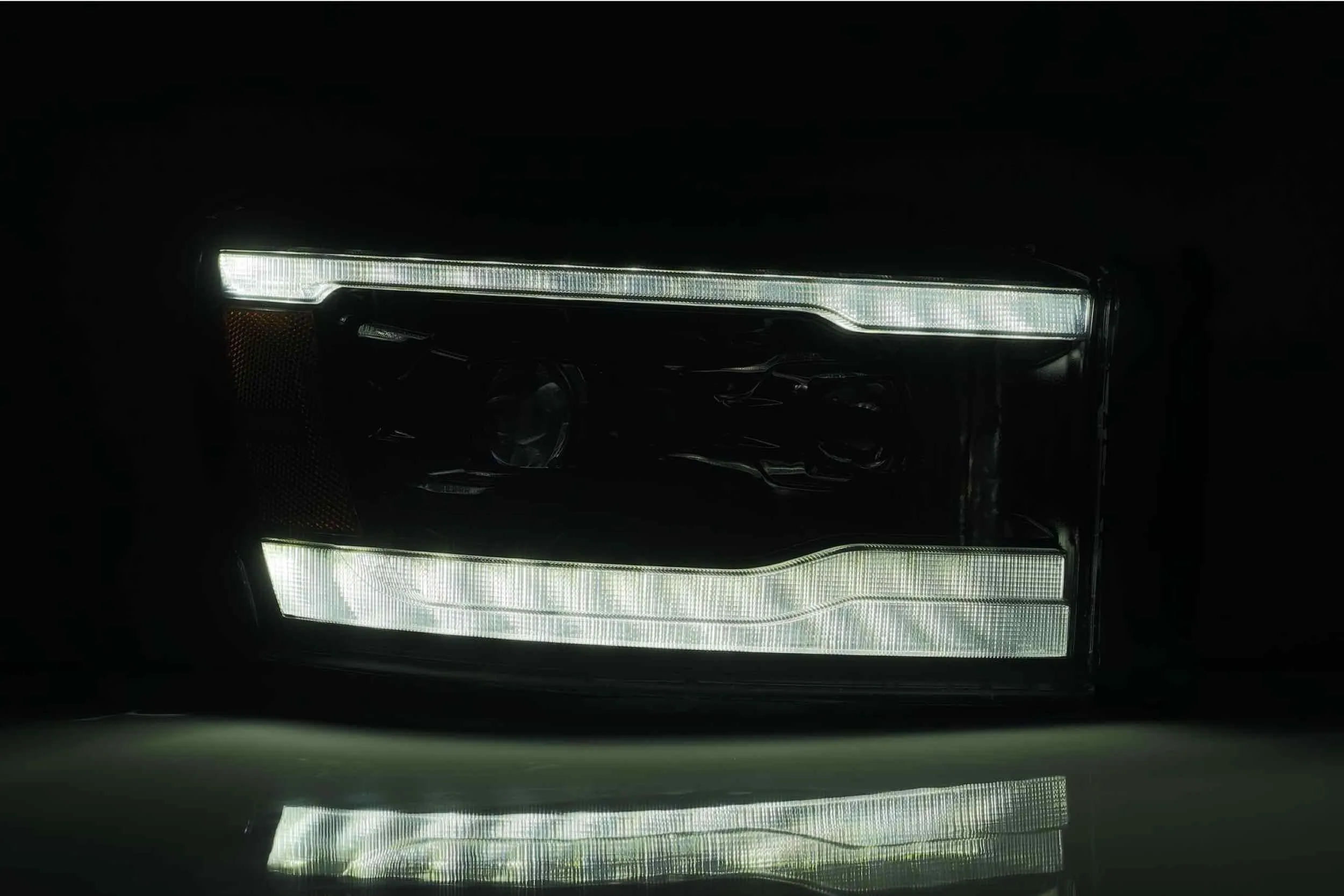 2006-2008 Dodge Ram Luxx LED Headlights