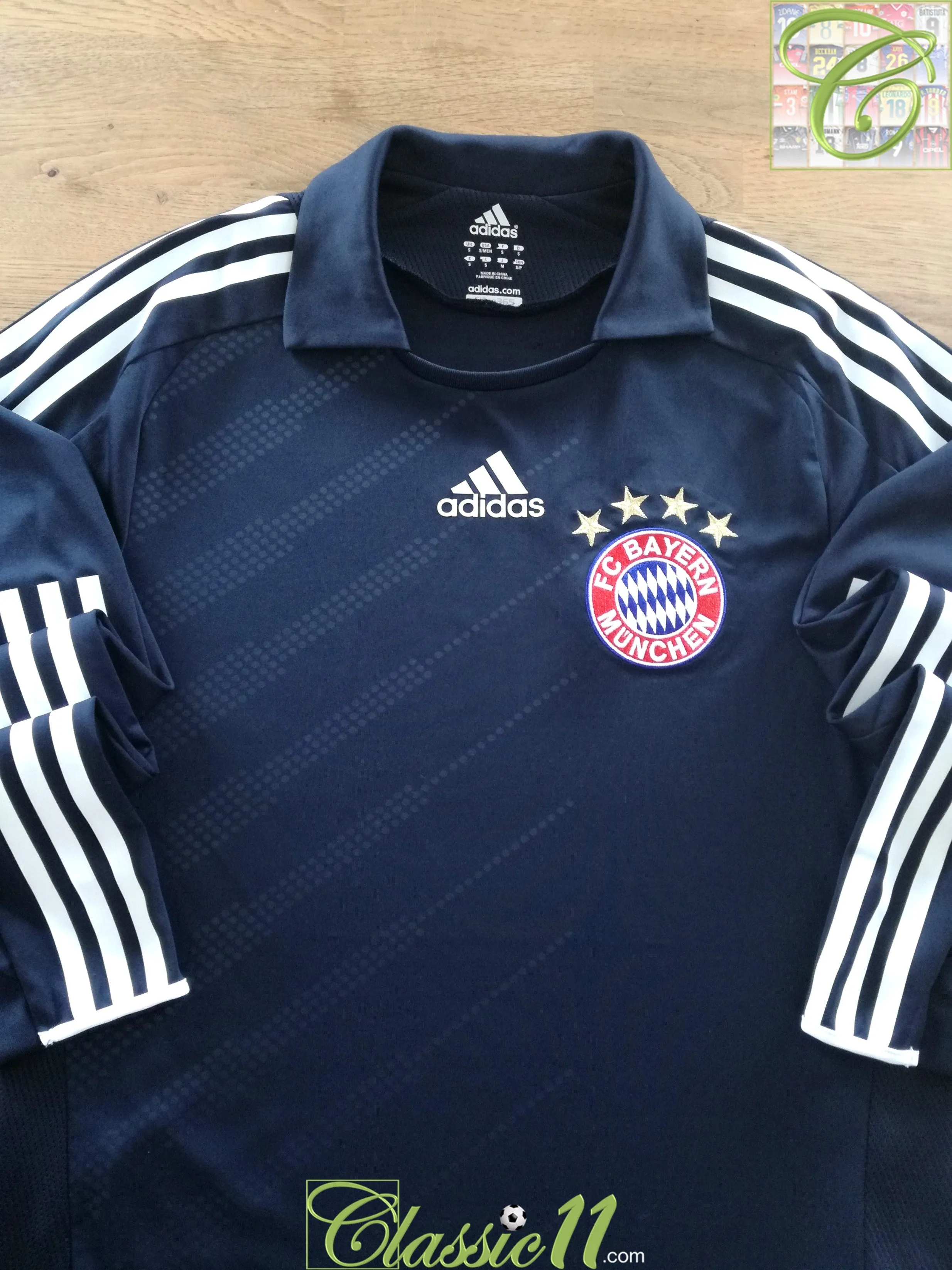 2008/09 Bayern Munich Away Formotion Football Shirt. (S)