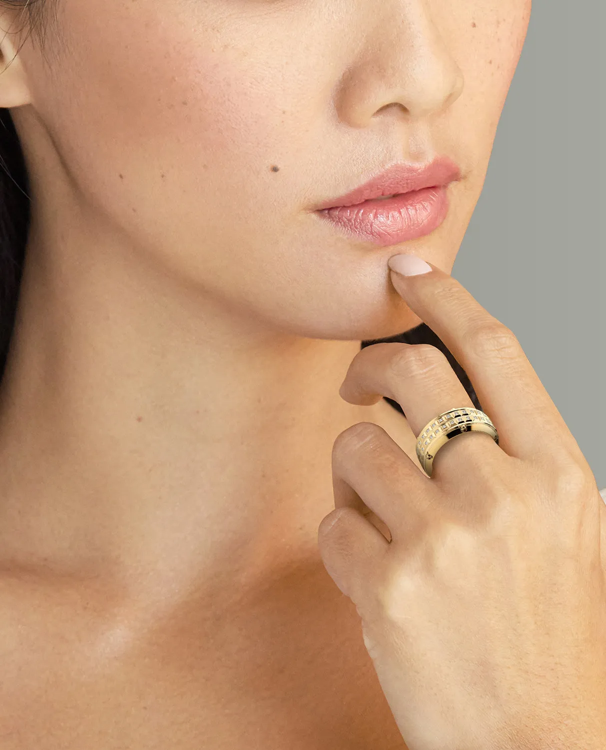 CALHOUN Gold Ring with 0.30ct Diamonds