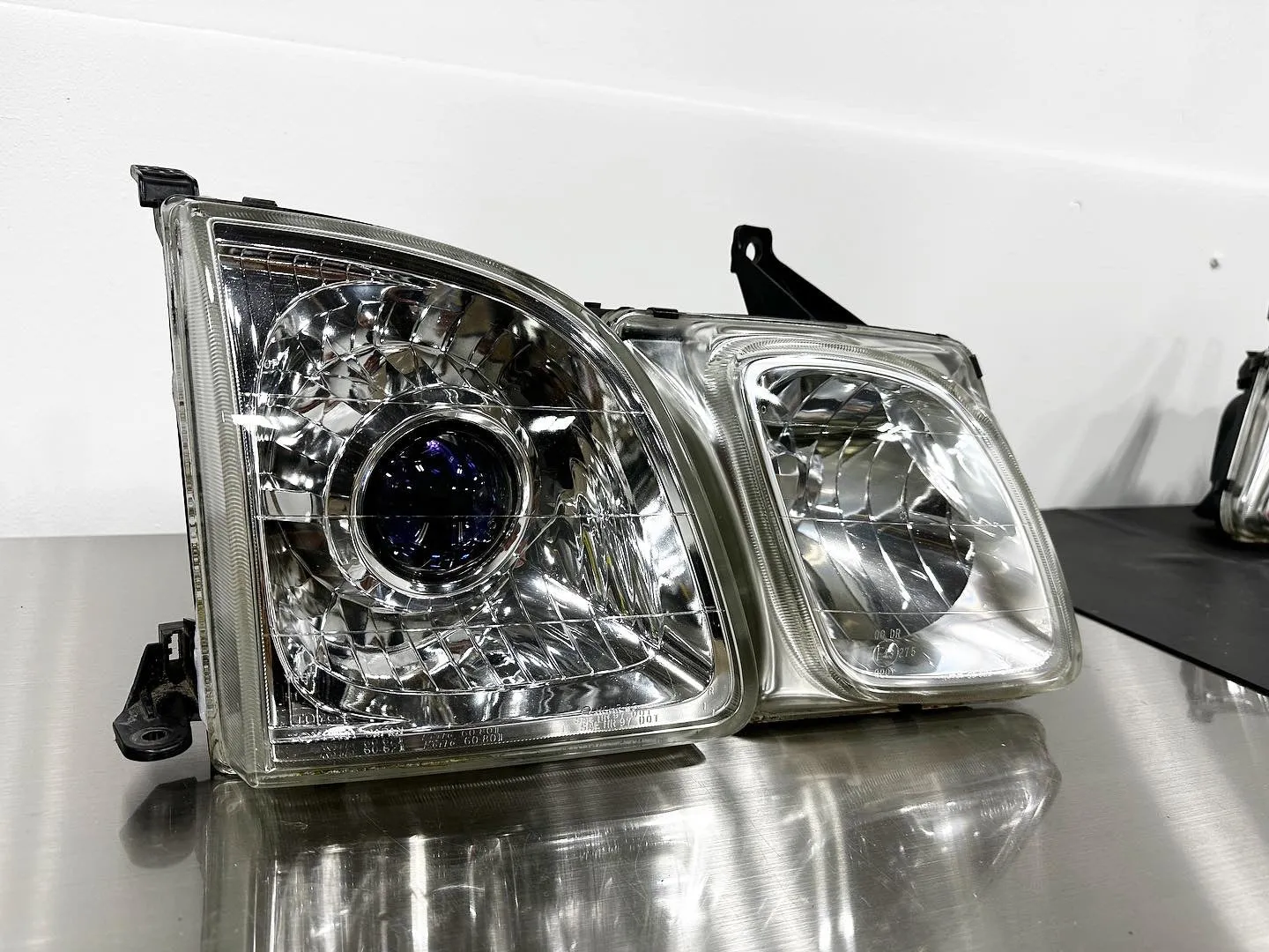Lightwerkz Lexus LX470 Projector Retrofit Service