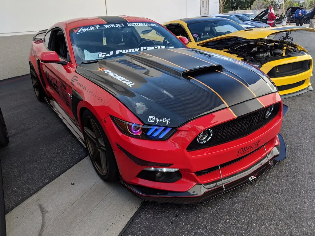Oracle Dynamic Colorshift Ford Mustang V6/GT/Shelby (15-17) [DRL Upgrade w/ Halo Kit] 1335-332