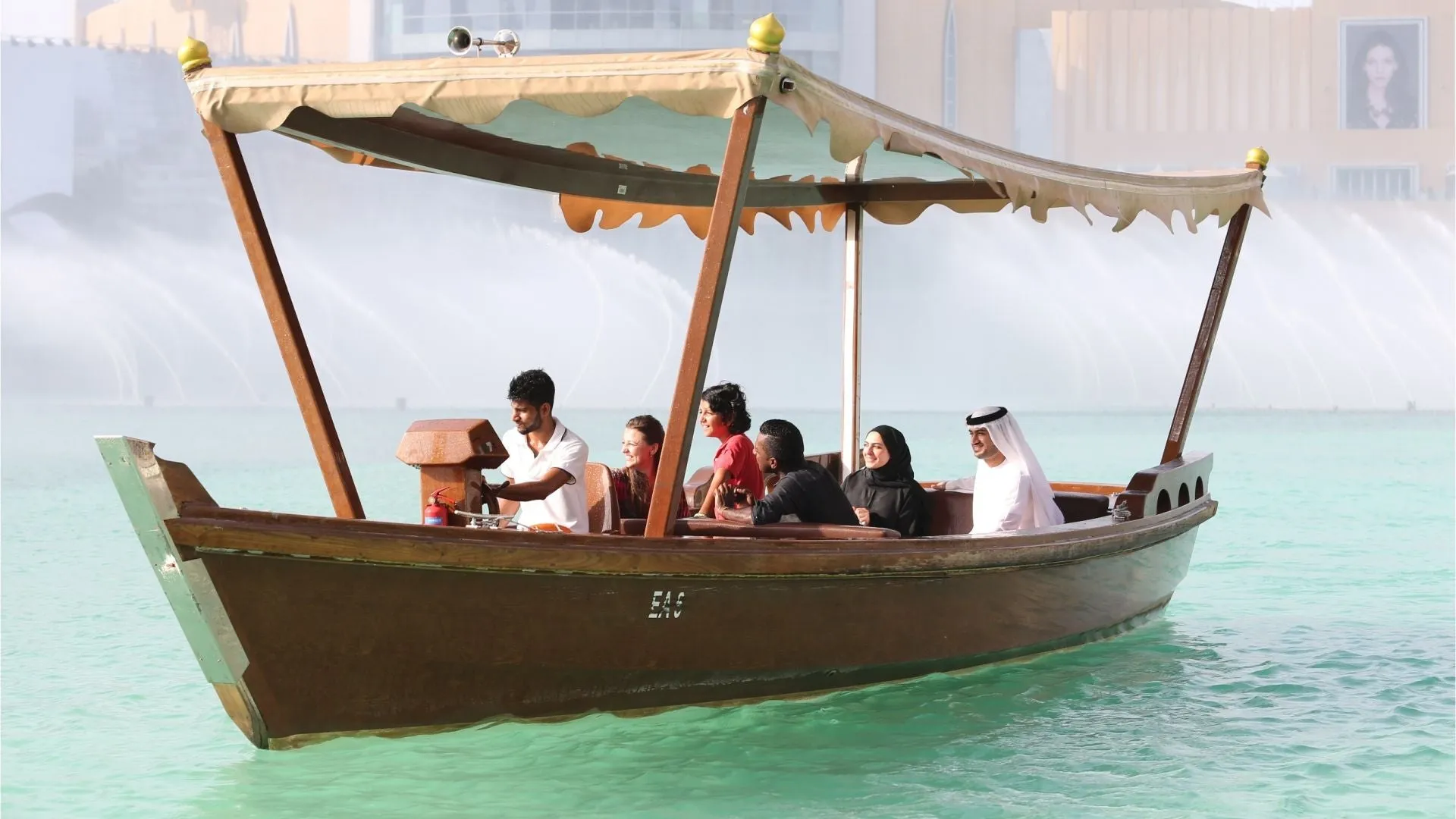 The Dubai Fountain - Abra Lake Ride