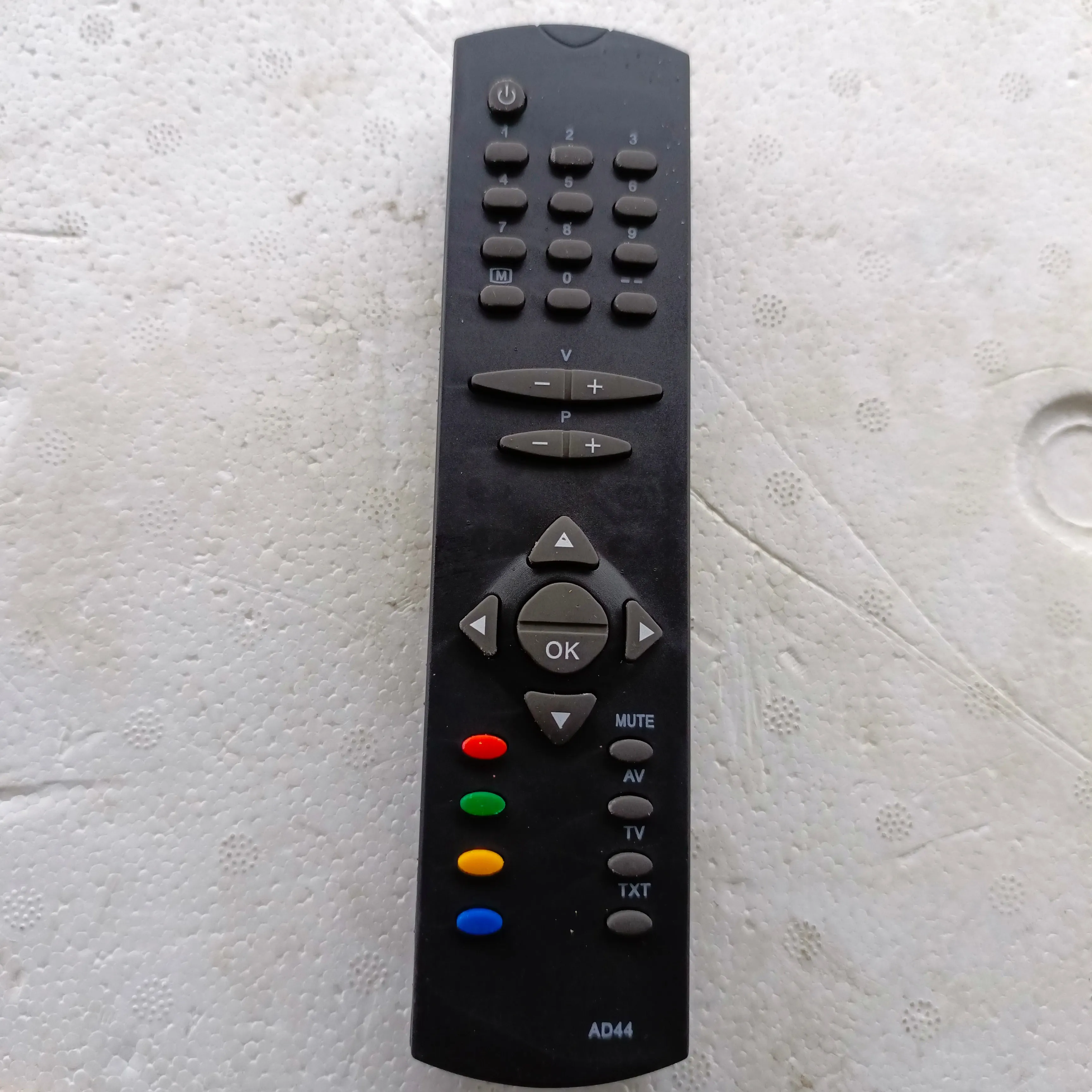 Universal Bush AD44 TV Remote - Brand New